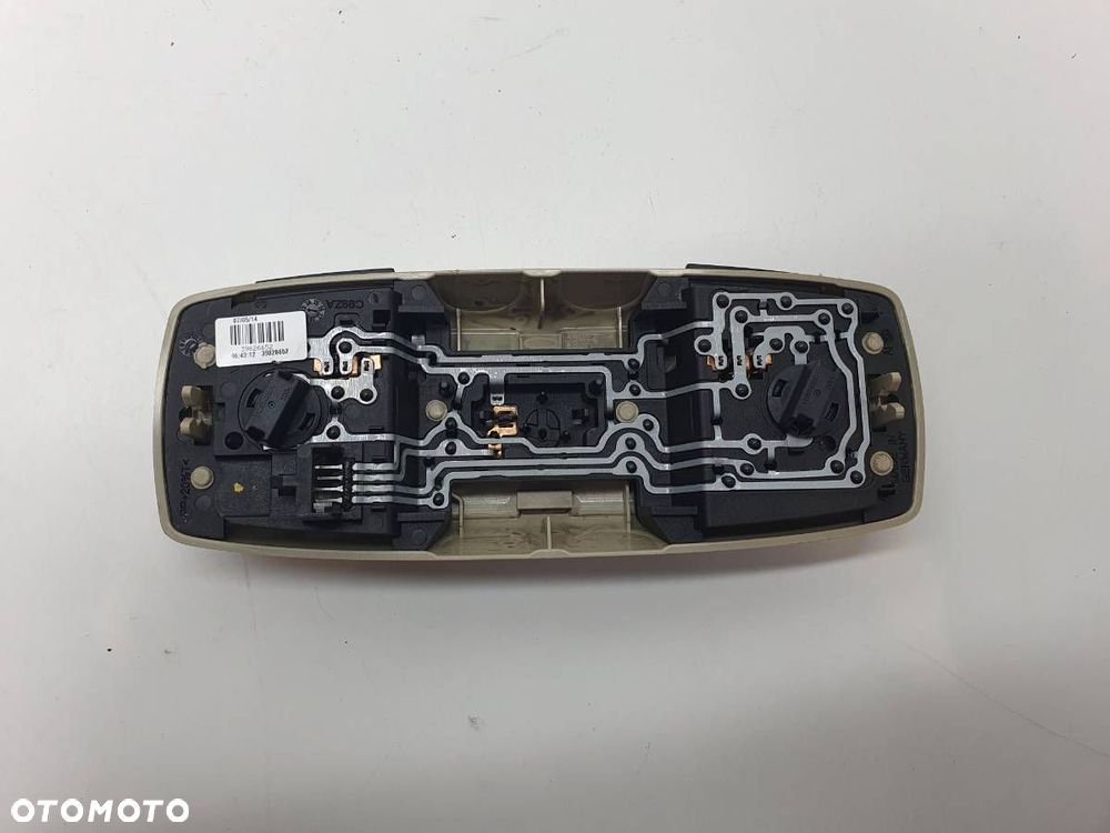 LAMPKA PODSUFITKI WNĘTRZA VOLVO V60 I S60 II - 3