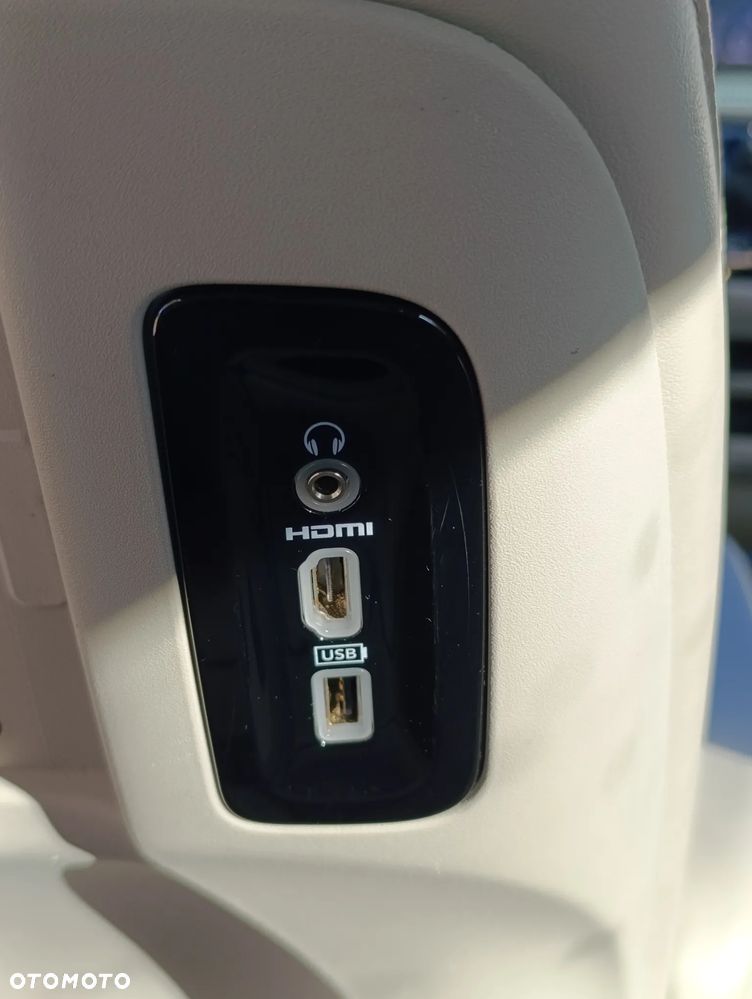 Chrysler Pacifica - 29