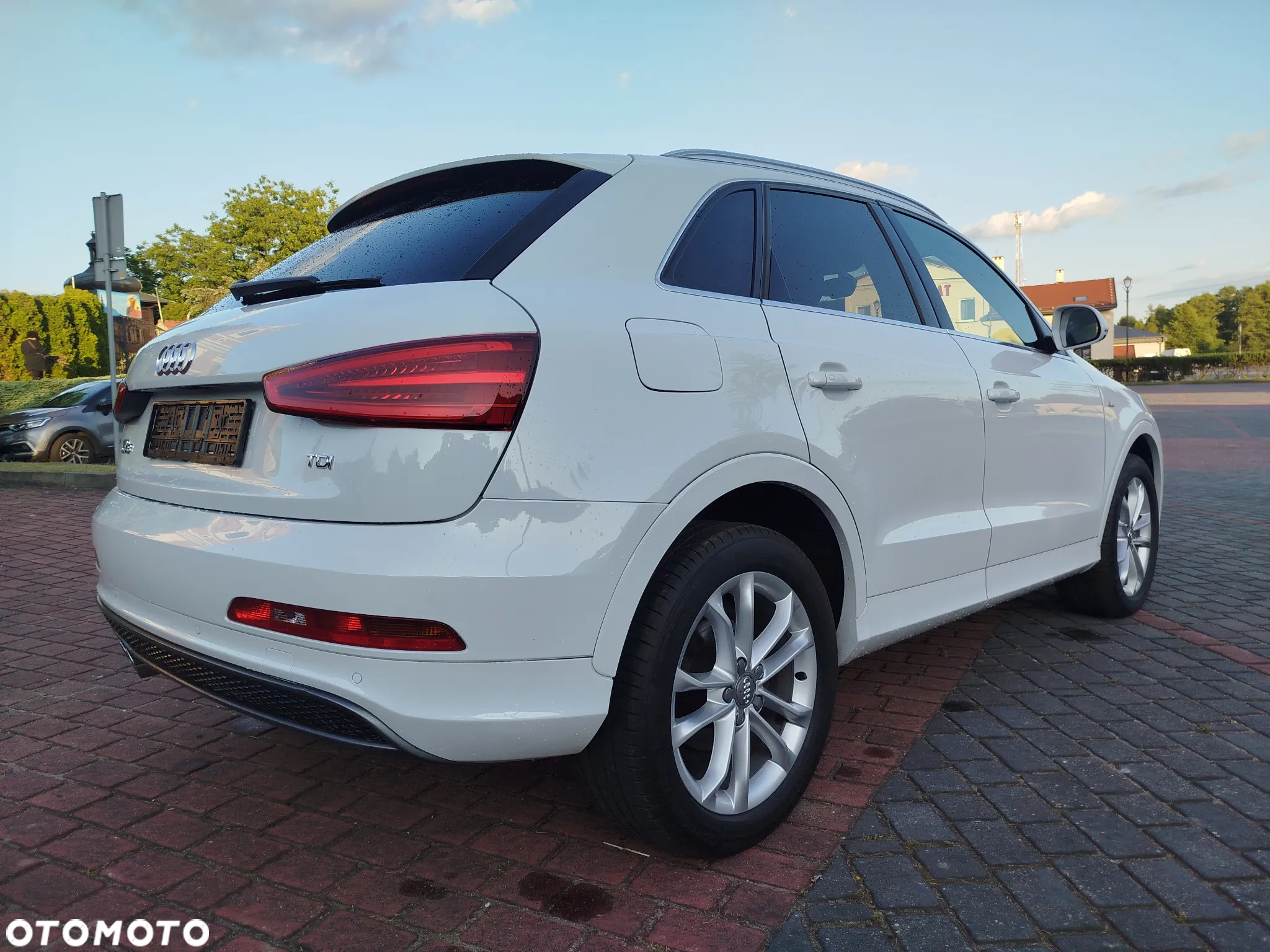 Audi Q3 2.0 TDI Edycja Specjalna - 27
