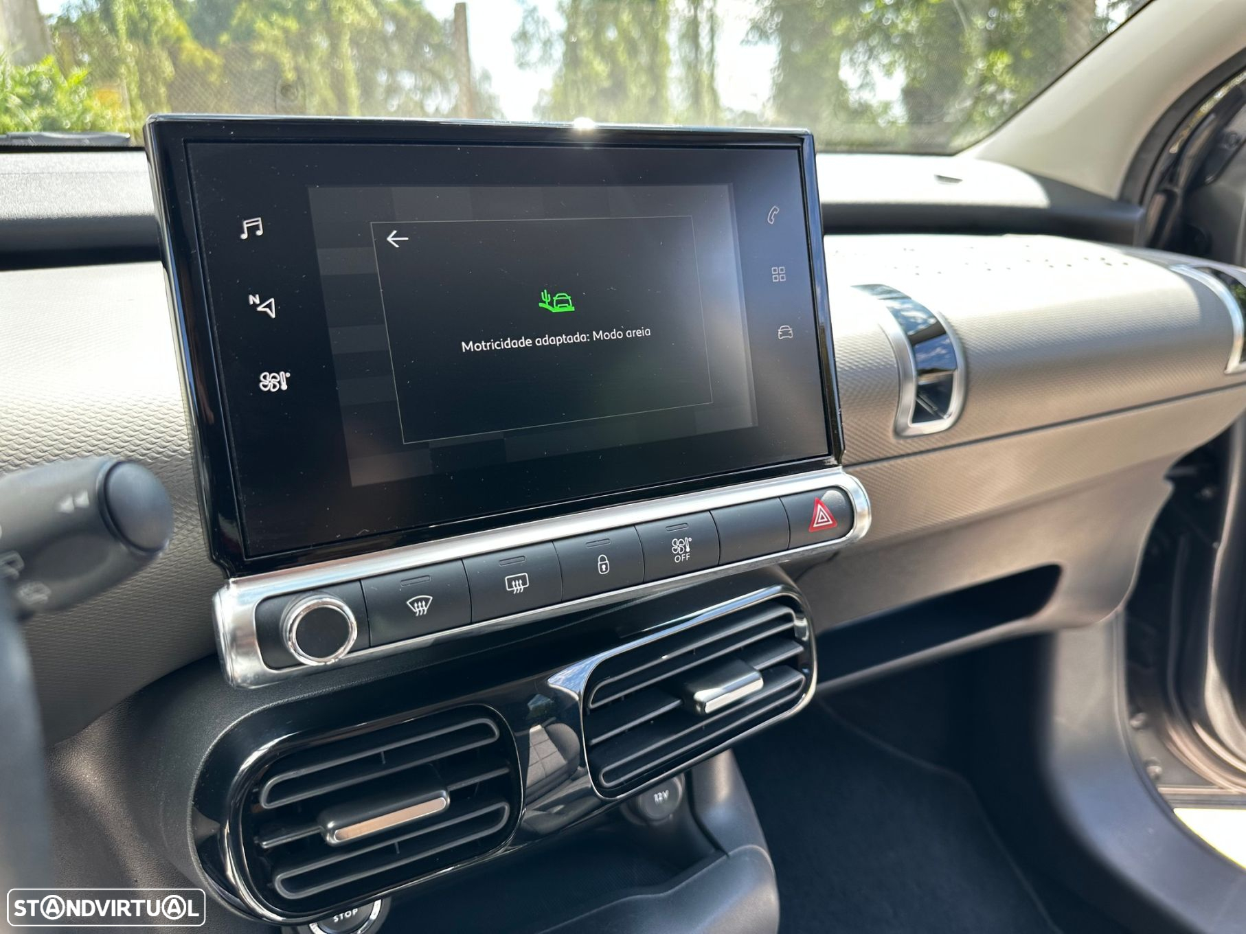 Citroën C4 1.2 PureTech Live - 27