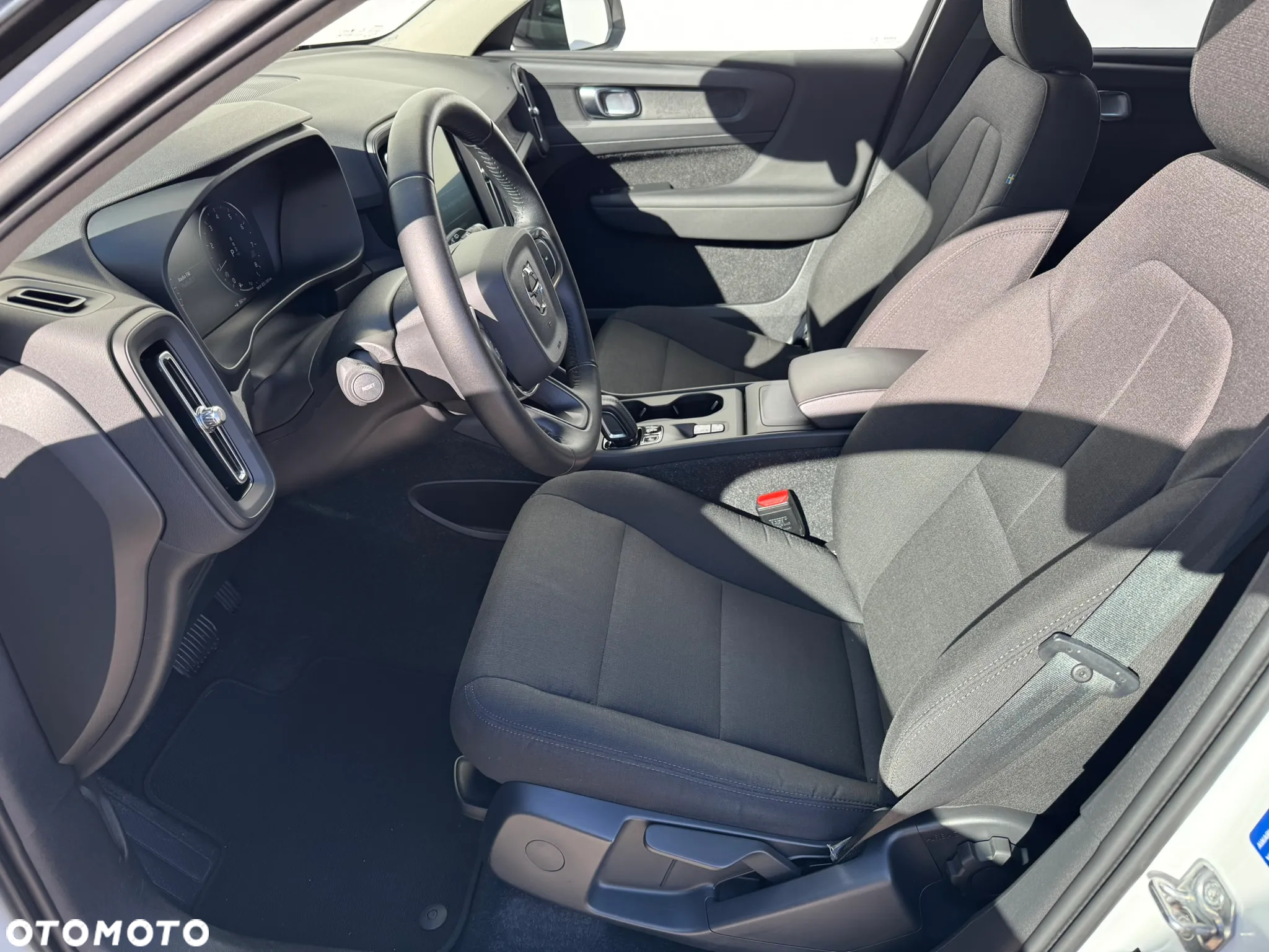 Volvo XC 40 T3 Momentum Core - 8