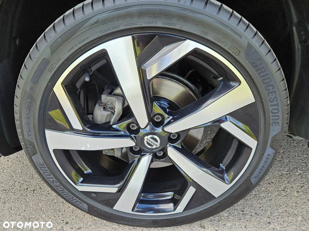 Nissan Qashqai 1.6 DIG-T Tekna - 37