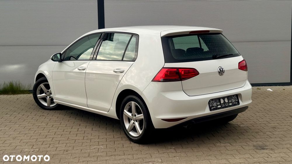 Volkswagen Golf 1.6 TDI BlueMotion Comfortline - 3