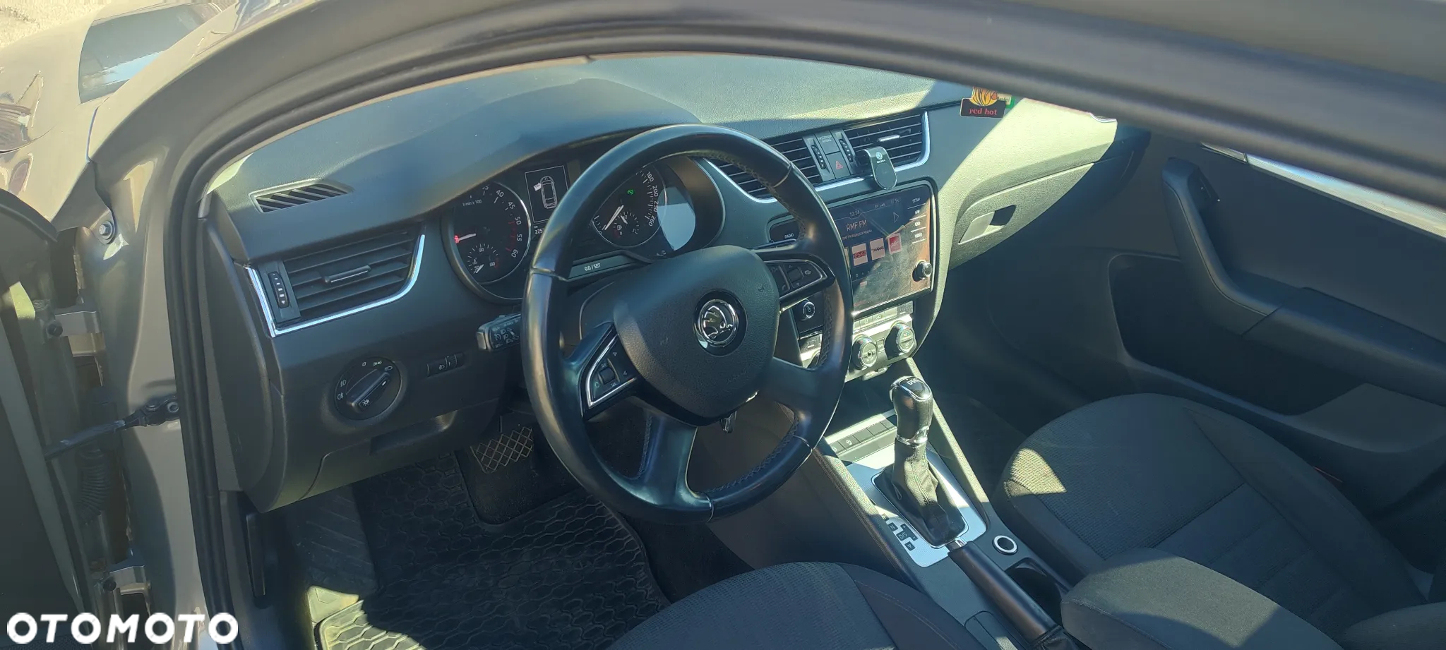 Skoda Octavia 2.0 TDI Elegance DSG - 8