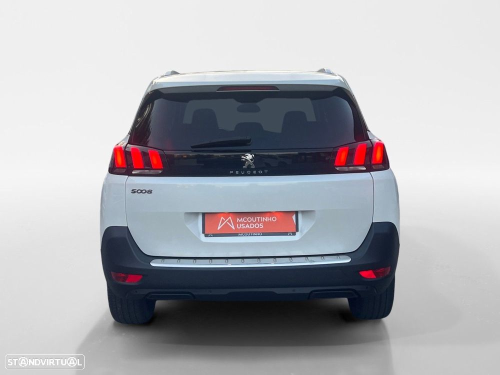 Peugeot 5008 2020 photo 4