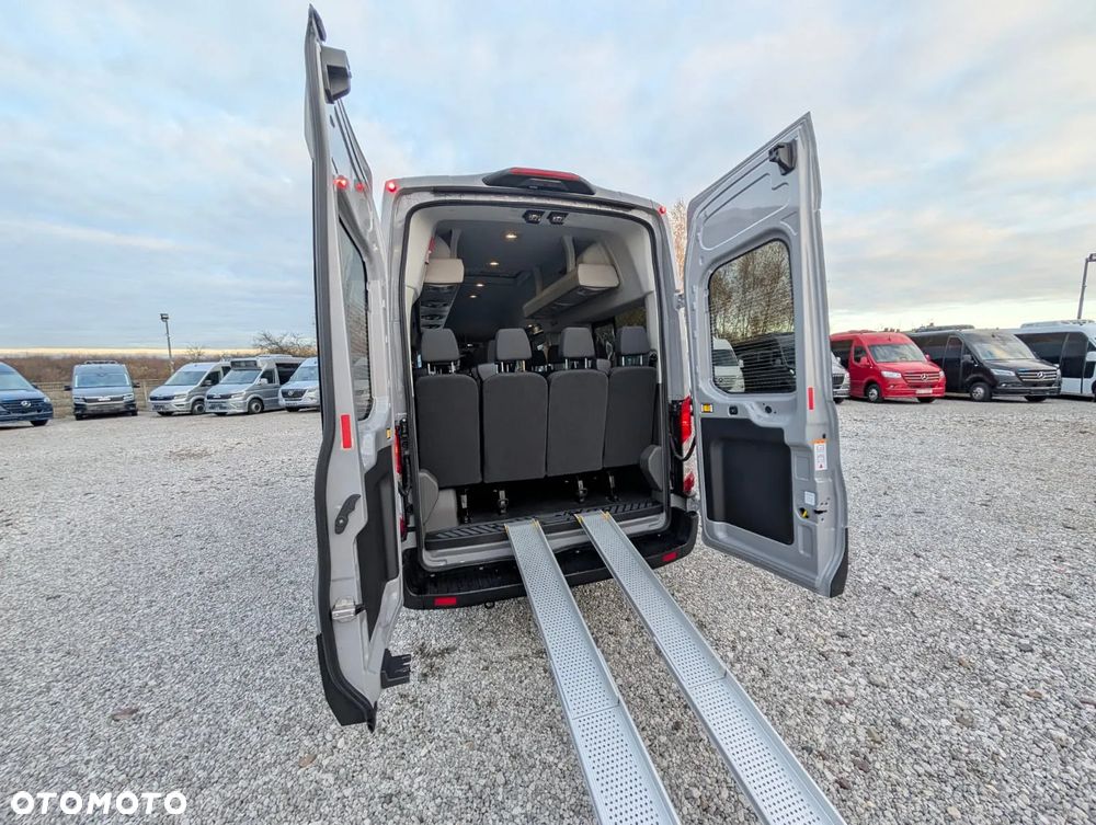 Ford Transit - 7