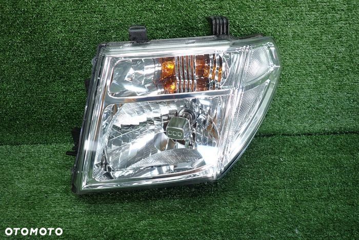 NISSAN NAVARA D40 PATHFINDER III 05- reflektor lewy lampa lewa - 1