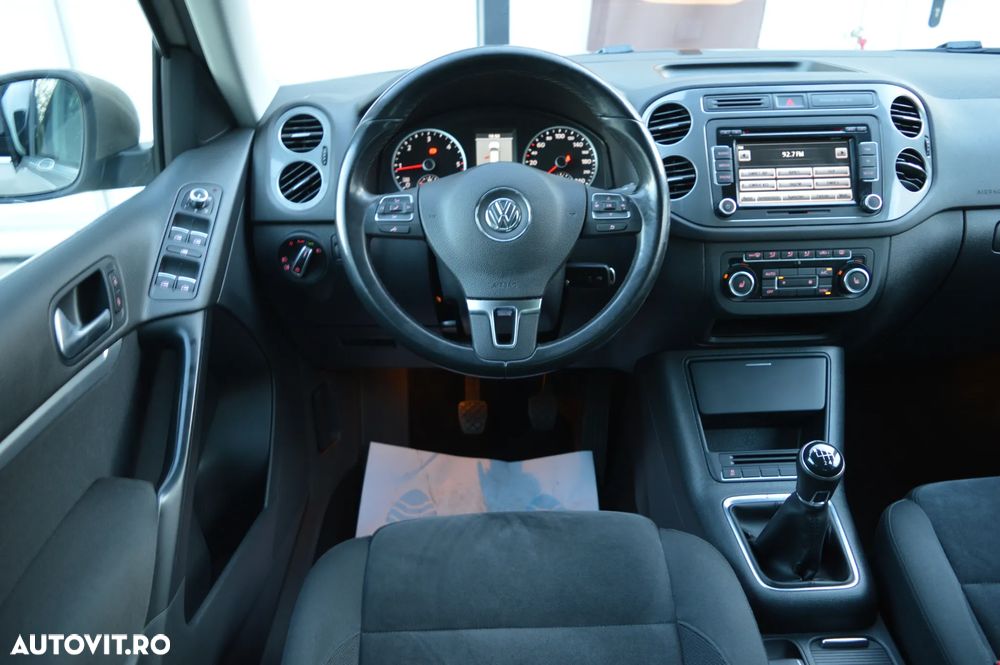 Volkswagen Tiguan 2.0 TDI DPF 4Motion BlueMotion Technology Sport & Style - 3