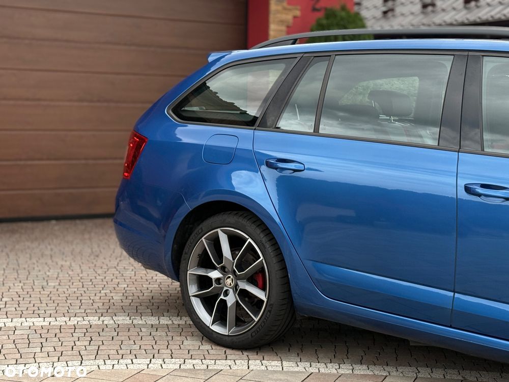 Skoda Octavia 2.0 TDI RS - 7