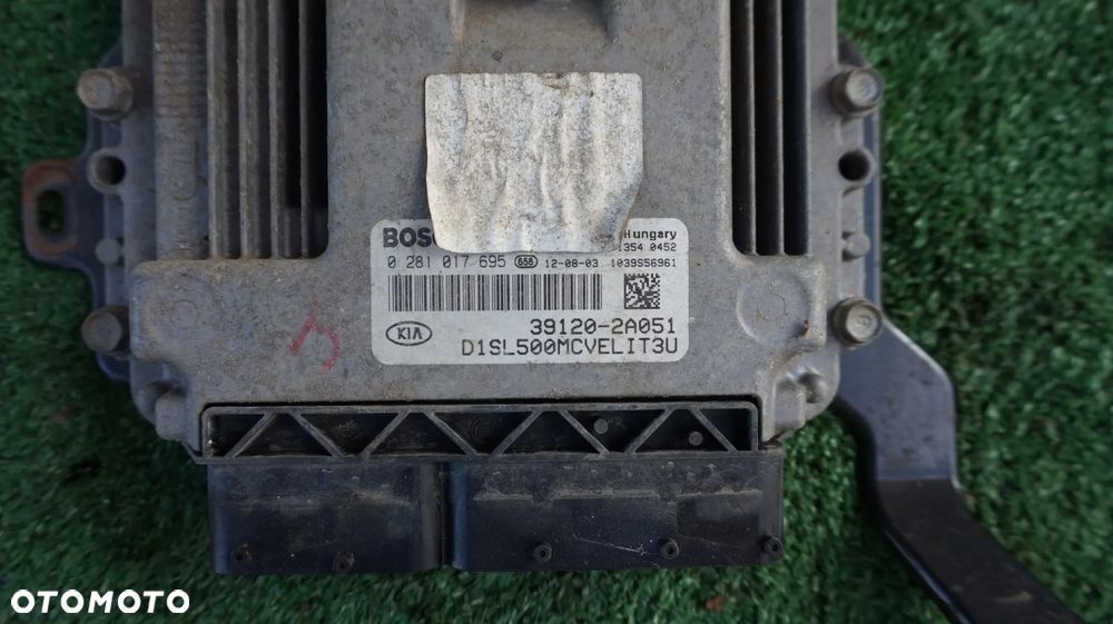 Kia Sportage III 1.7 CRDI komputer sterownik silnika 39120-2A051 0281017695 - 2