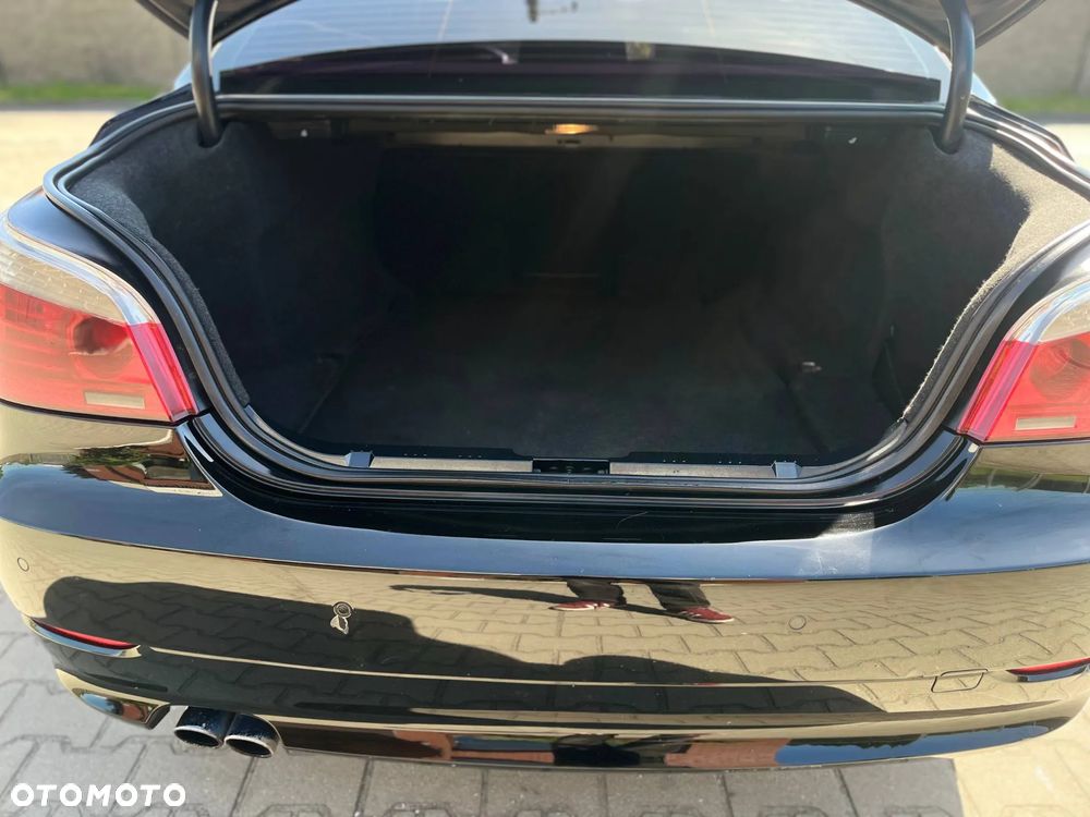 BMW Seria 5 525d - 10