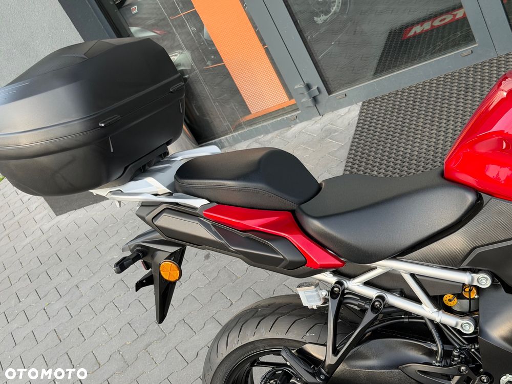 Suzuki GSX 1000 - 10