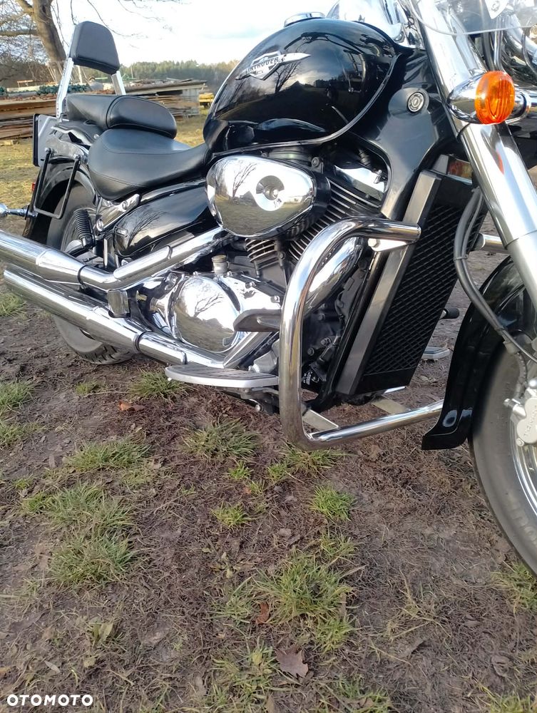 Suzuki Intruder - 13