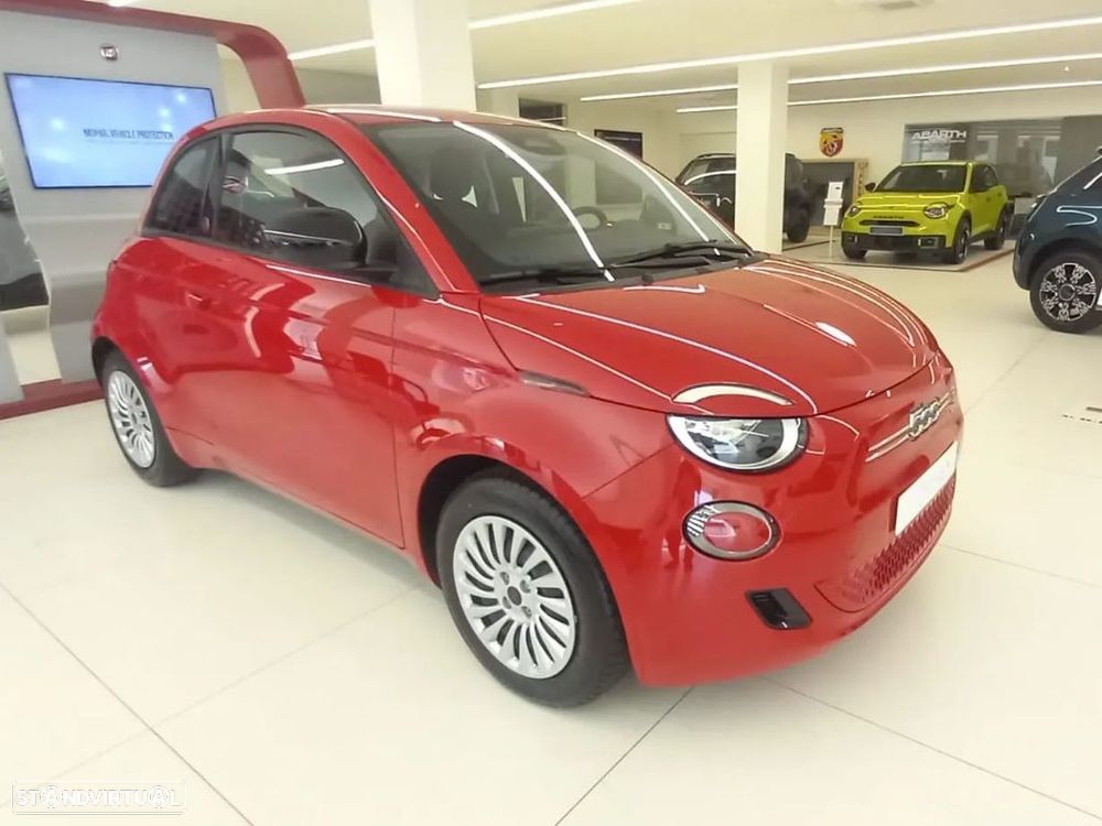Fiat 500e (RED) - 6