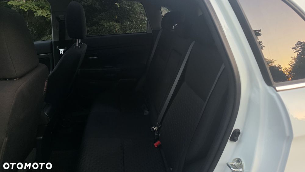 Mitsubishi ASX 1.6 2WD Intense - 19