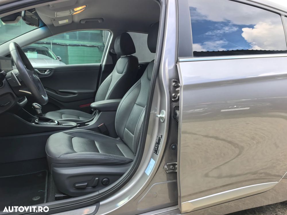 Hyundai IONIQ 1.6 GDI Premium - 7