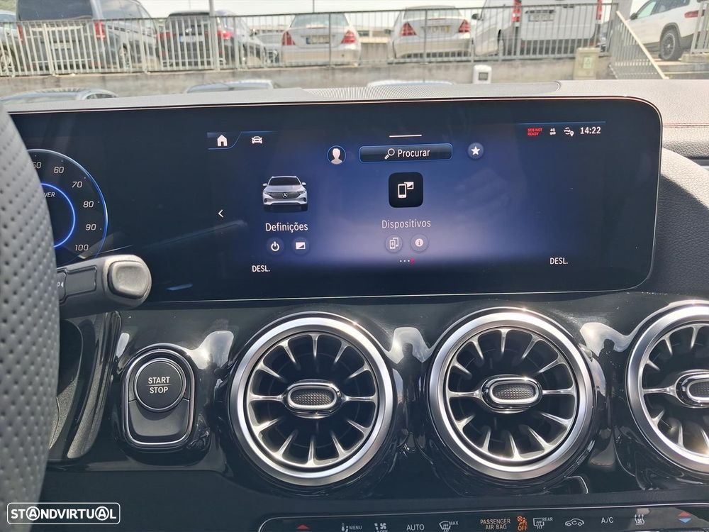 Mercedes-Benz EQA 250+ AMG Line - 17