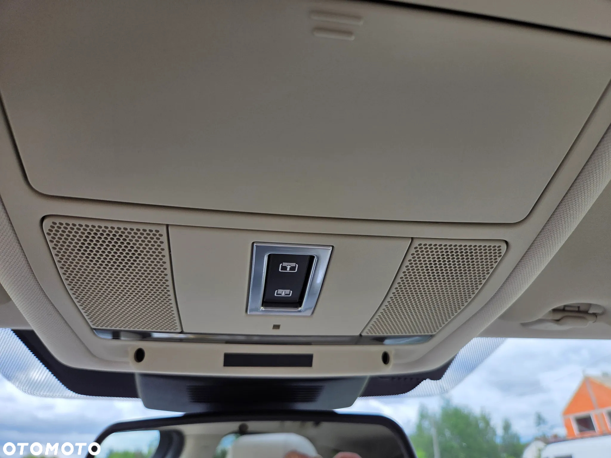 Land Rover Discovery Sport 2.0 Si4 HSE Luxury - 33