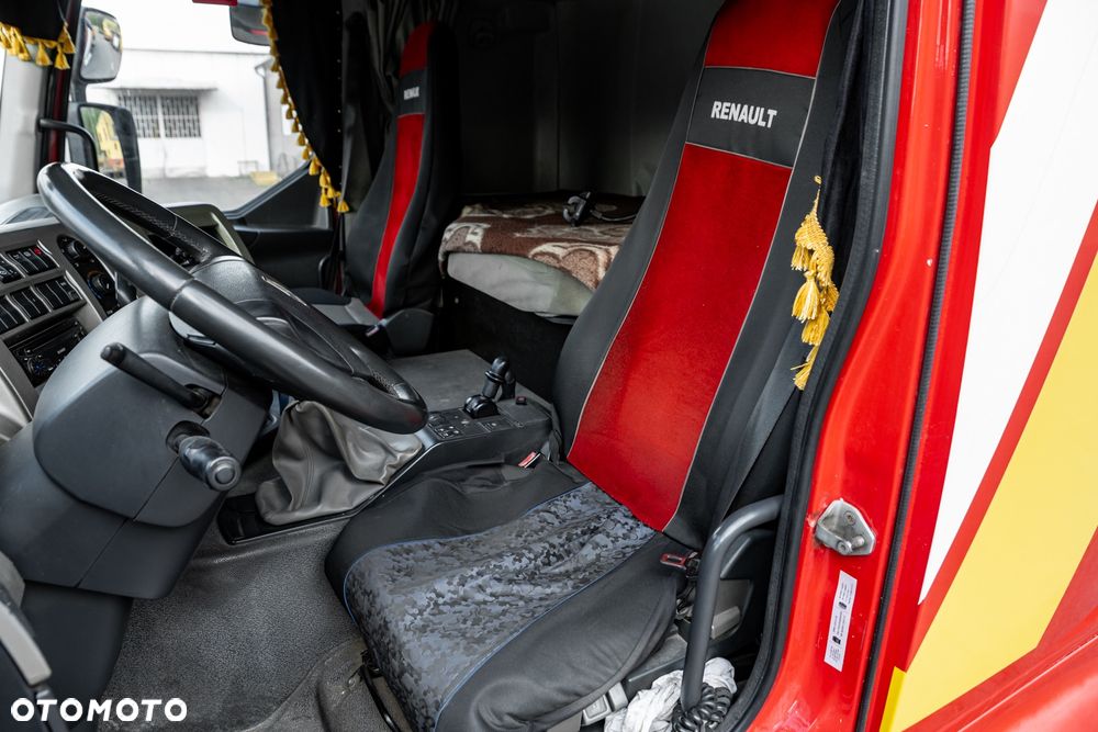 Renault Premium 450 DXI + Ten CATE TCO40 - 13