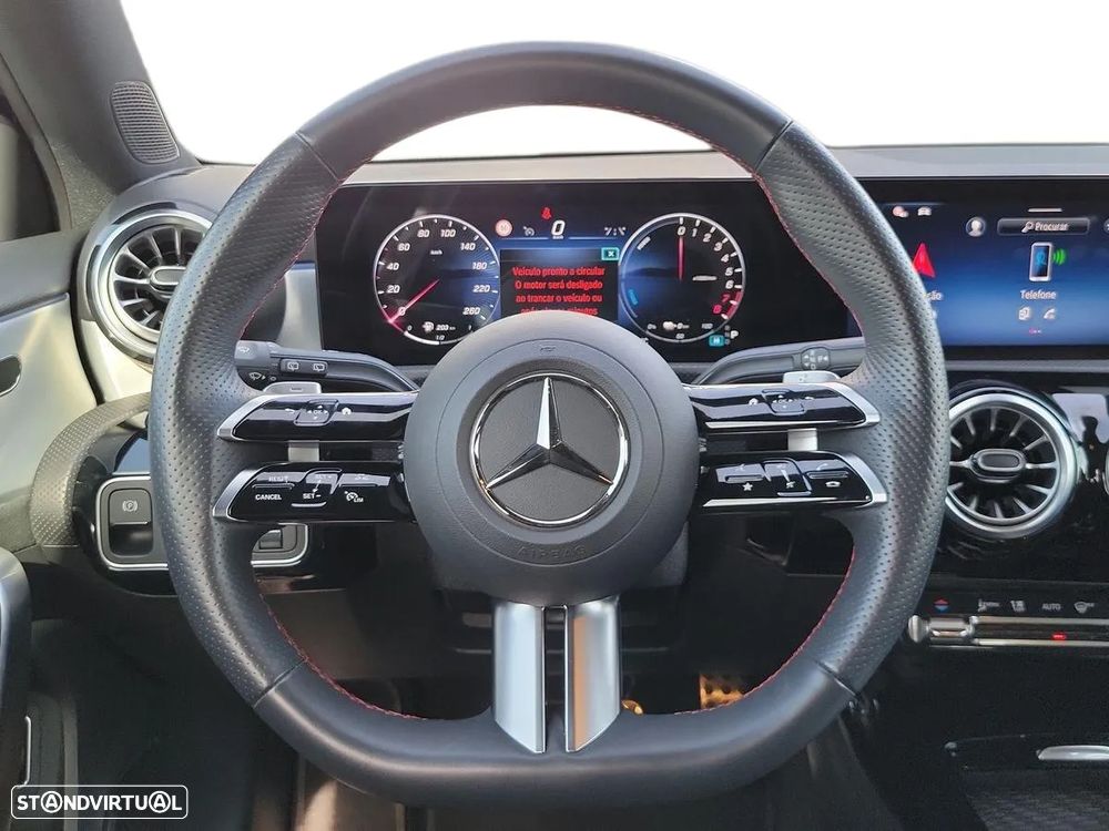 Mercedes-Benz A 250 e - 13