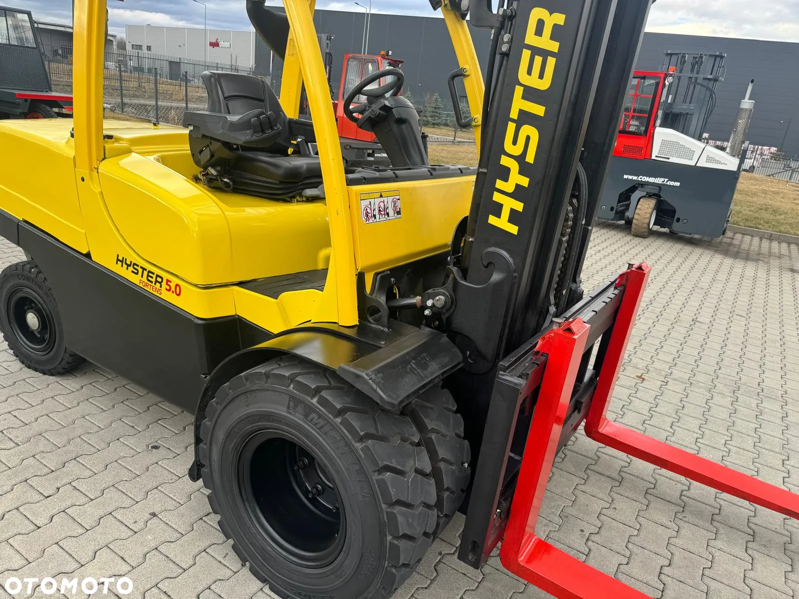Hyster 5.5 FT // Diesel // 5000 kg //Triplex //Wersja kontenerowa - 13