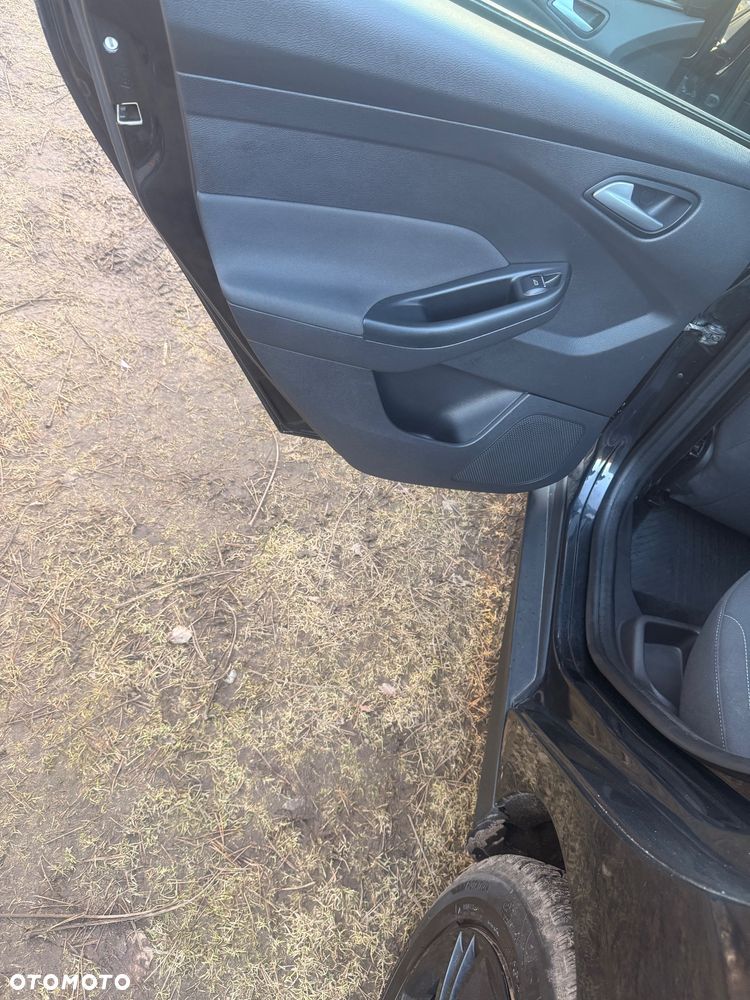 Ford Focus 1.6 TDCi Titanium - 17