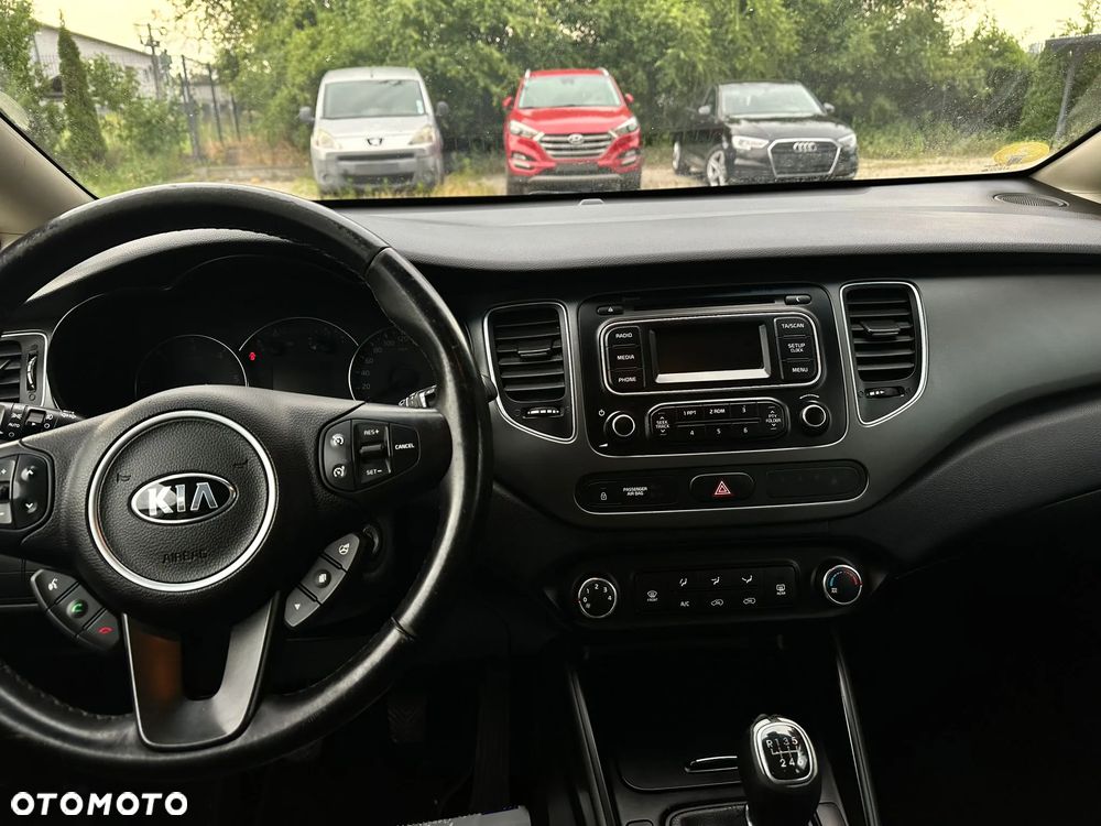 Kia Carens 1.7 CRDi L - 9