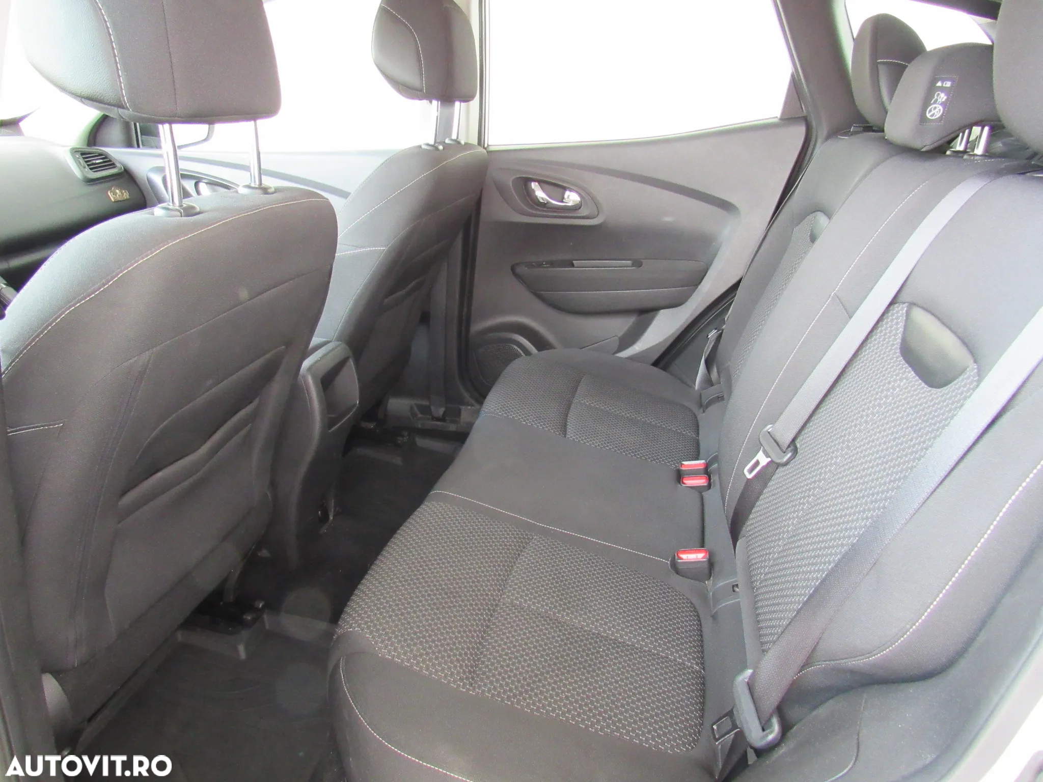 Renault Kadjar TCe 140 GPF Life - 9