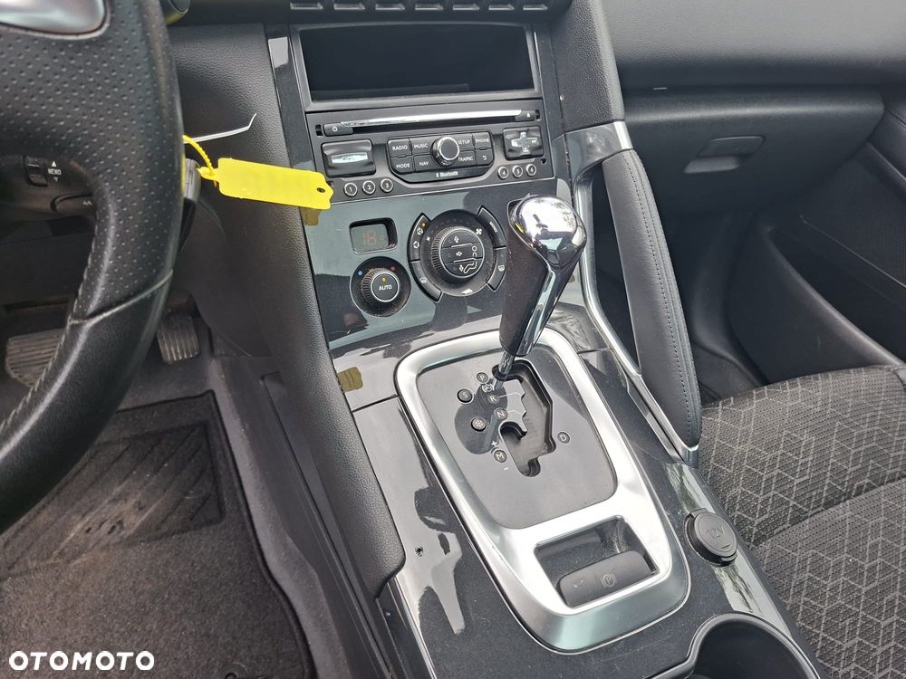 Peugeot 3008 BlueHDi 120 EAT6 Stop & Start Active - 16