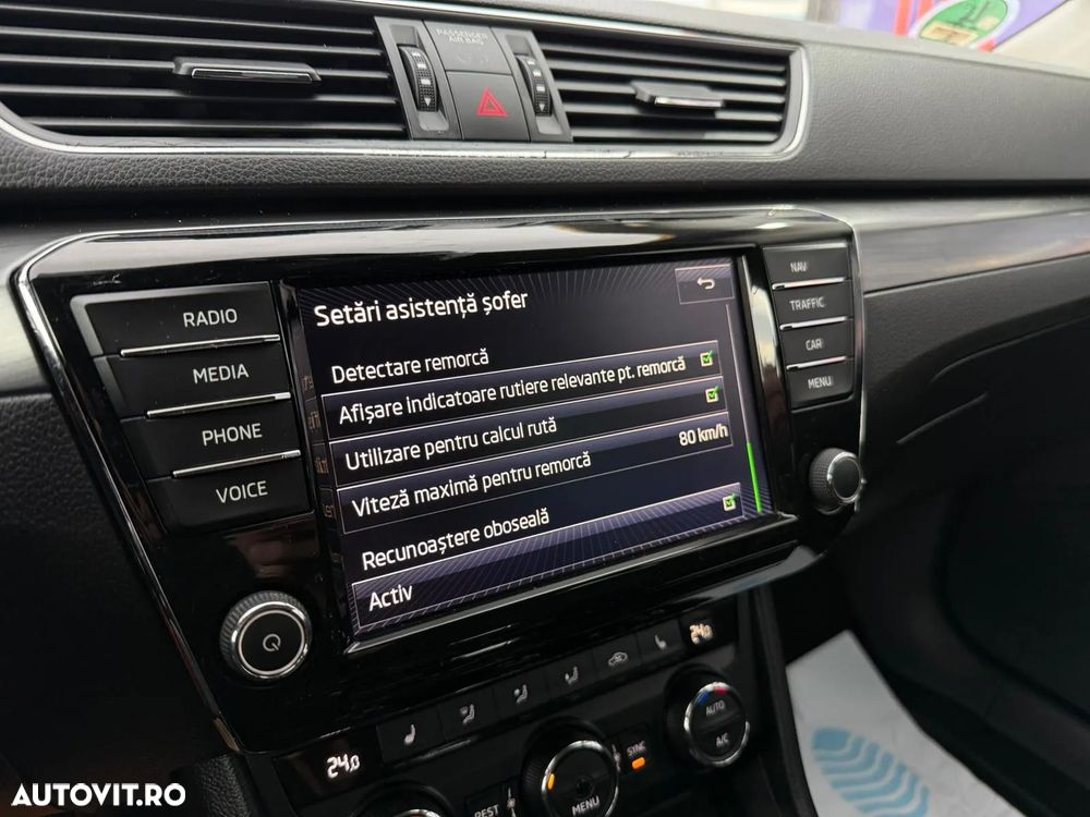 Skoda Superb 2.0 TDI DSG 4X4 Ambition - 18