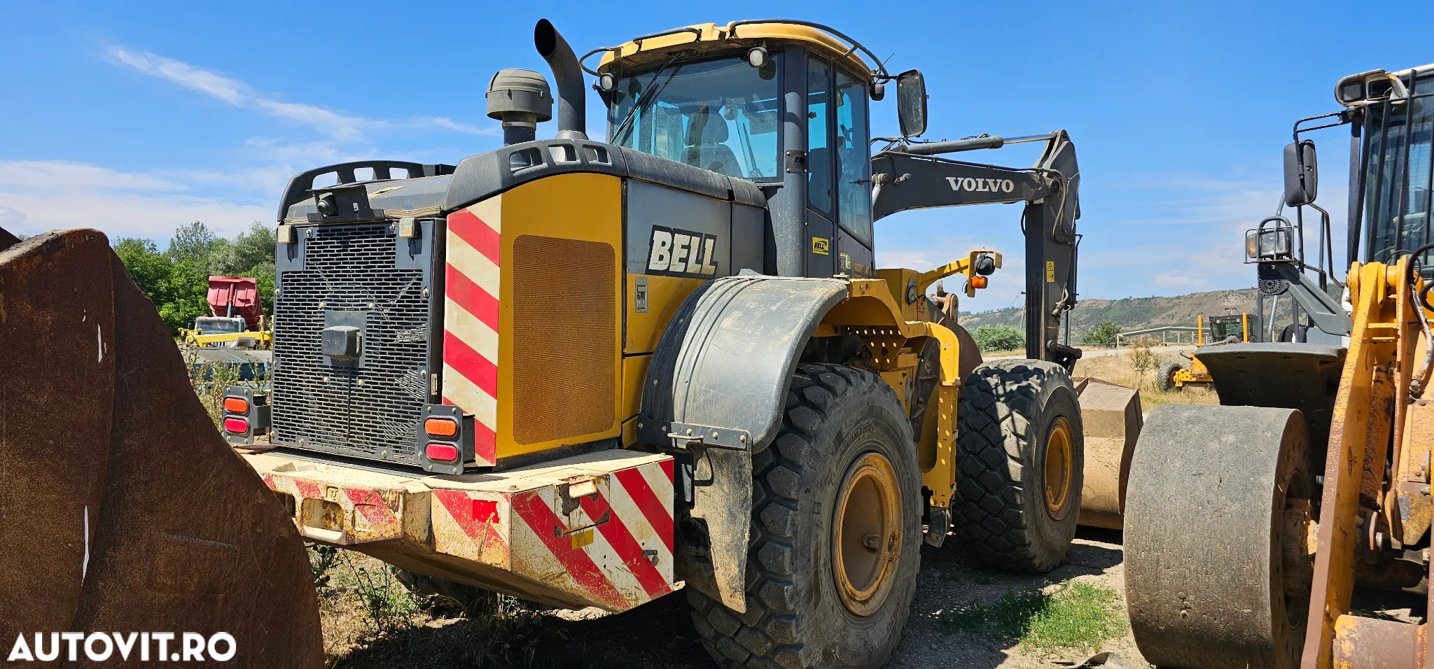 Bell L2106T John Deere  Încărcător frontal - 2