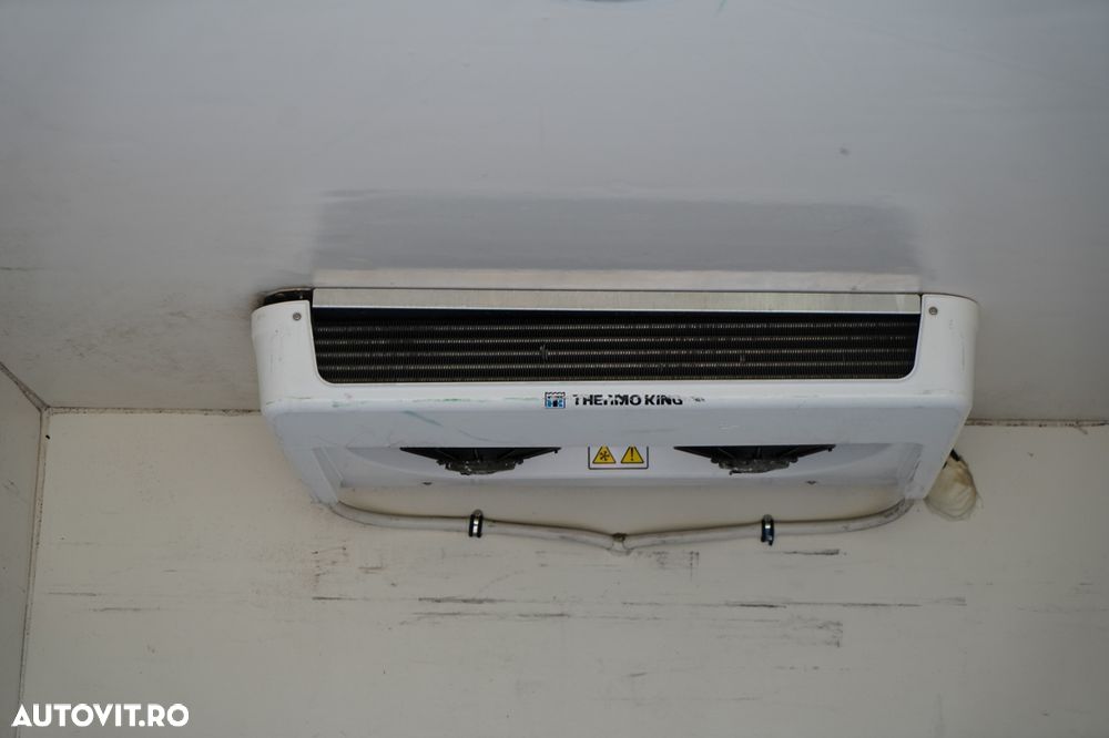 Iveco DAILY 35-130 / FRIGIDER / UNITATE THERMO KING / DHOLLANDIA LIFT / AUTOMAT / IMPORTAT - 24