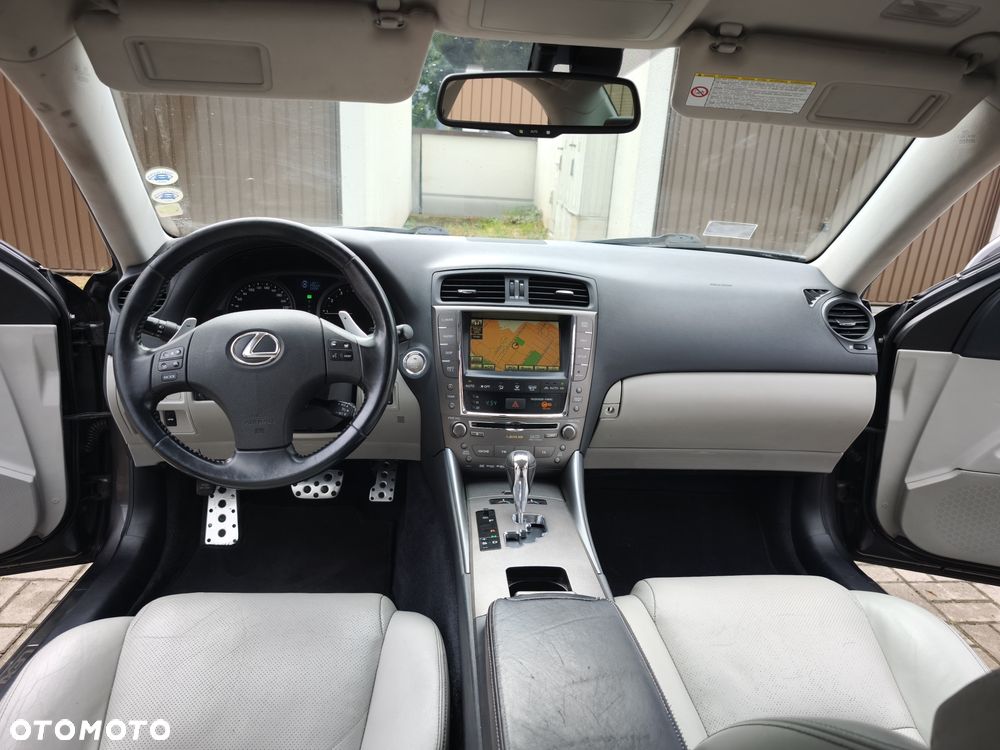 Lexus IS 250 Luxury Line - 34