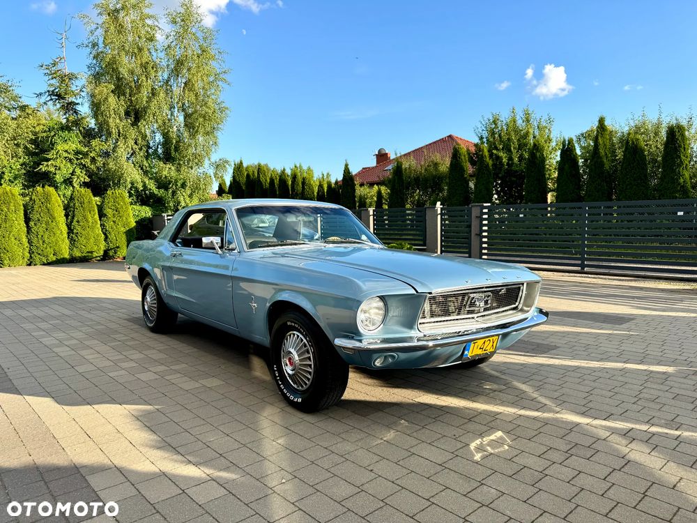 Ford Mustang - 3