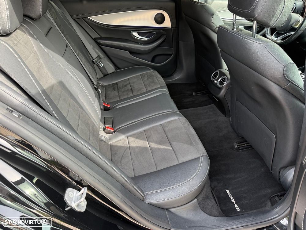Mercedes-Benz E 220 d AMG Line - 14