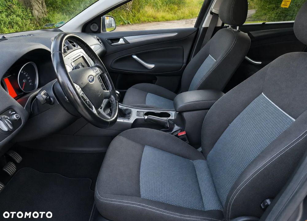 Ford Mondeo 2.0 TDCi Titanium - 8