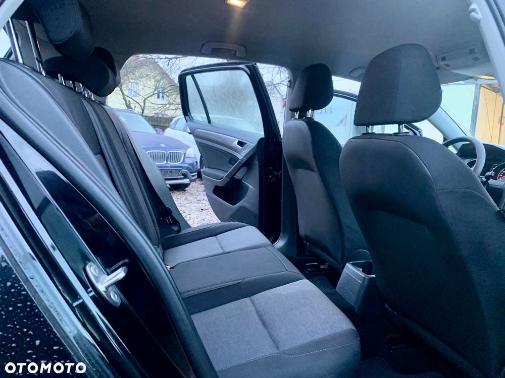 Volkswagen Golf 1.2 TSI BMT Trendline - 18