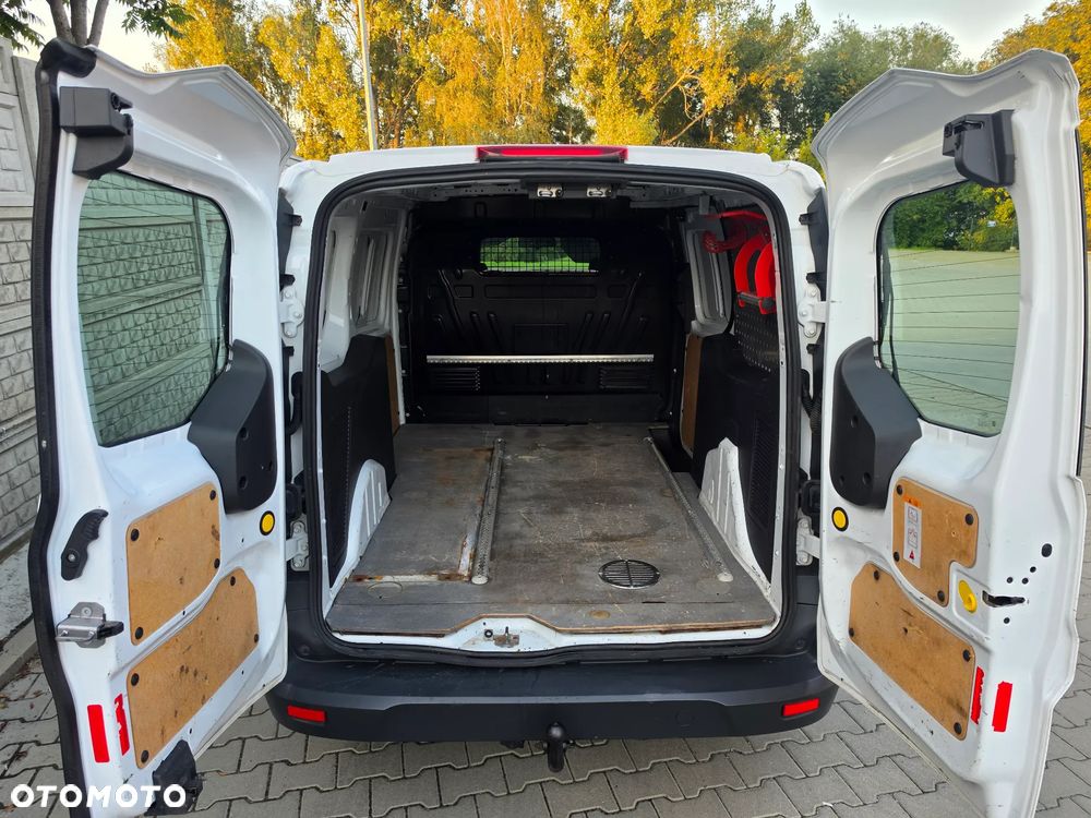 Ford Transit Connect - 16