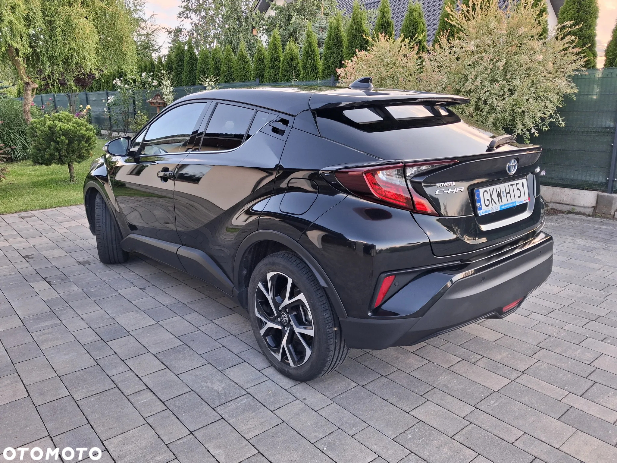 Toyota C-HR - 3