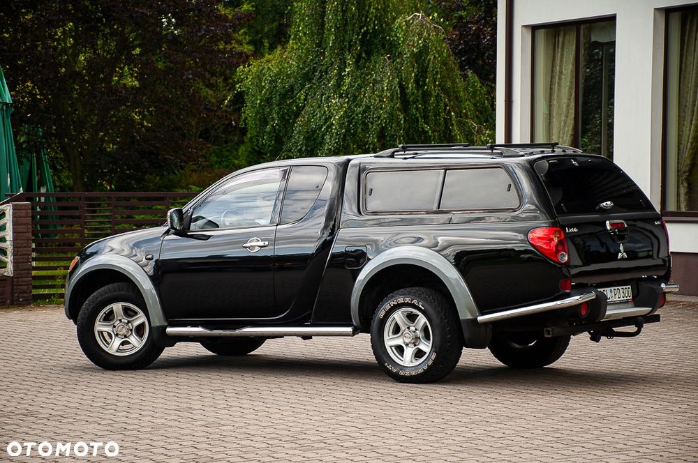 Mitsubishi L200 Pick Up 4x4 Intense Club Cab - 18