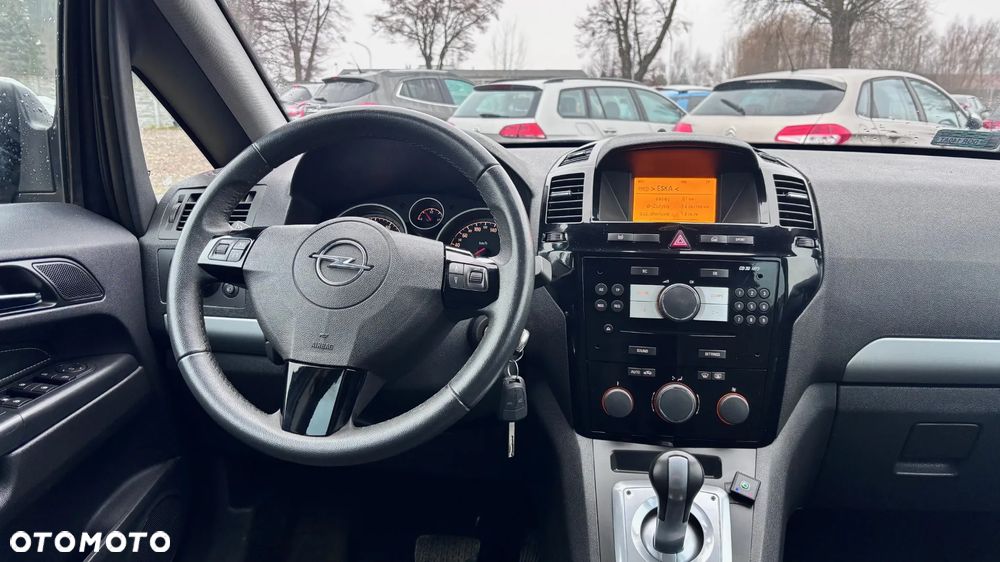 Opel Zafira 1.8 Easytronic Family - 28