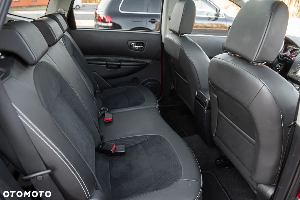 Nissan Qashqai+2 - 27