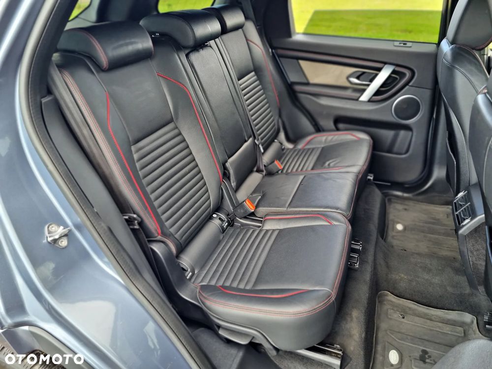 Land Rover Discovery Sport P200 R-Dynamic SE - 20