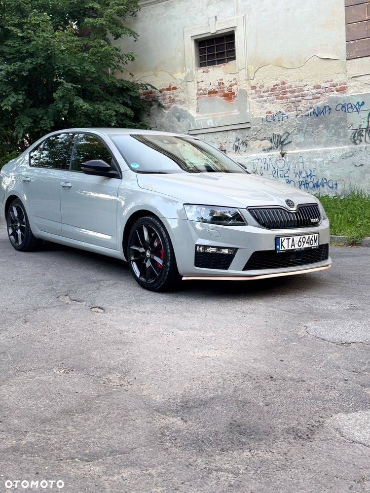 Skoda Octavia 2.0 TSI RS DSG - 16