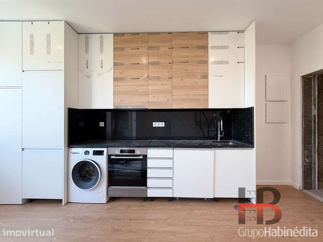 Apartamento T3 DUPLEX Venda em Campanhã,Porto - Grande imagem: 3/25