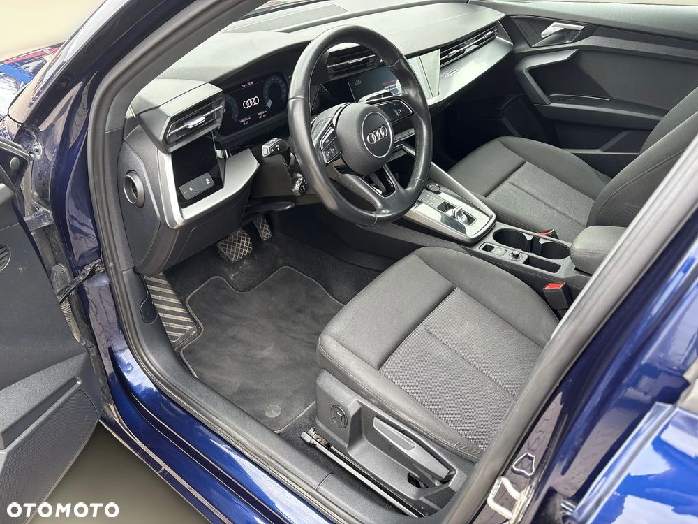 Audi A3 Sportback 30 TDI S tronic - 9