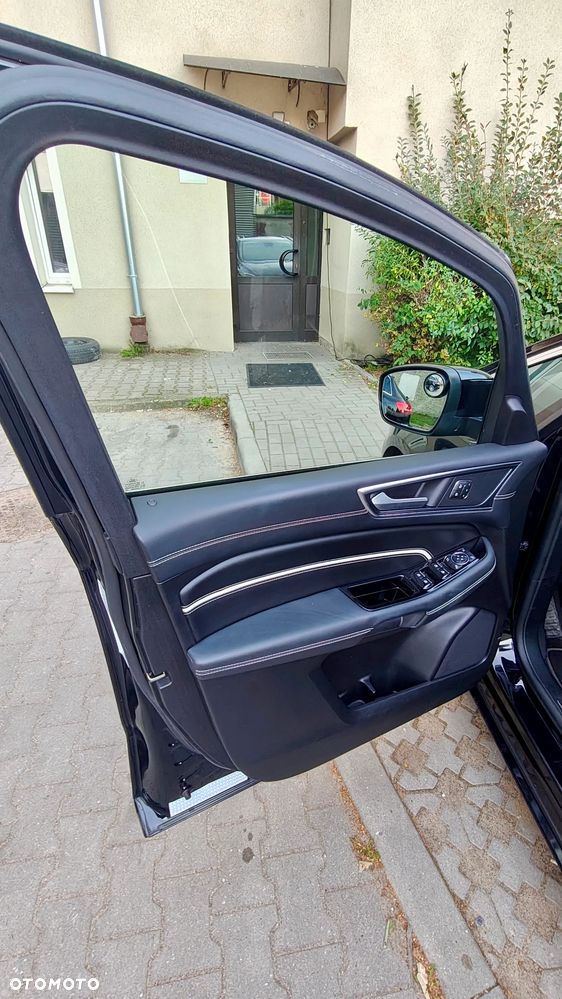 Ford S-Max - 23