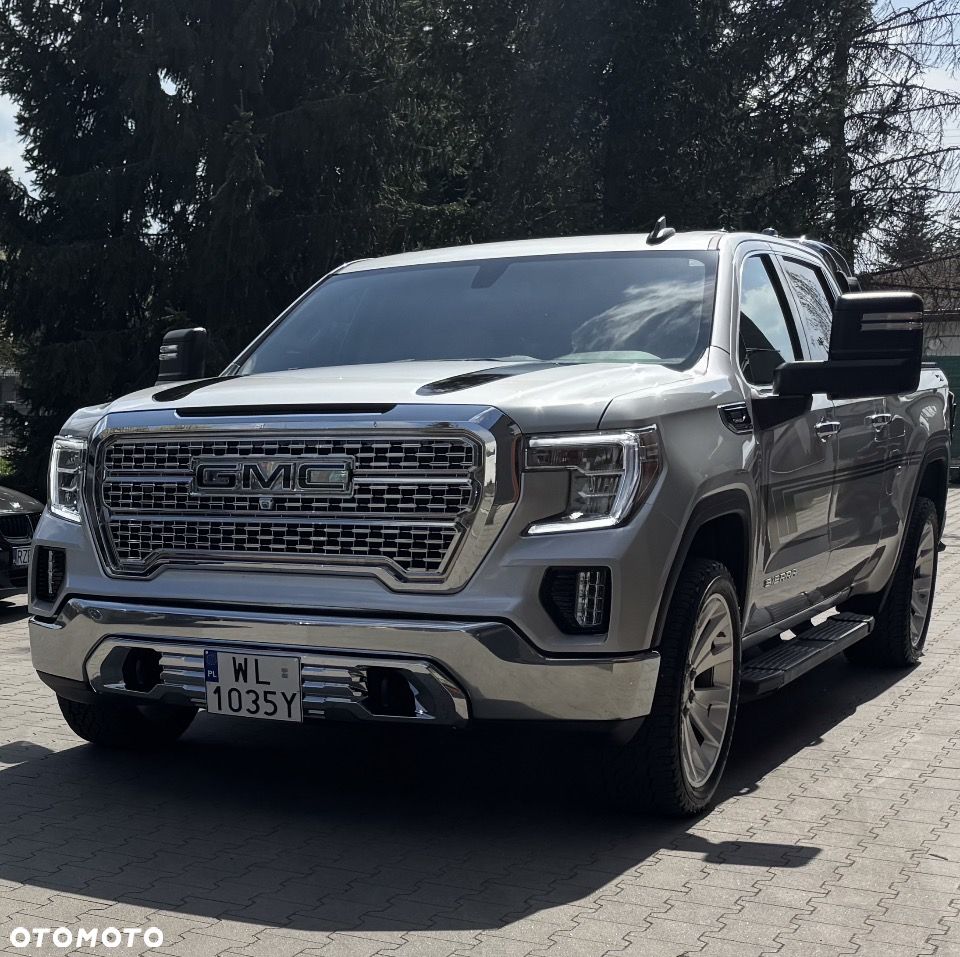 GMC Sierra - 25
