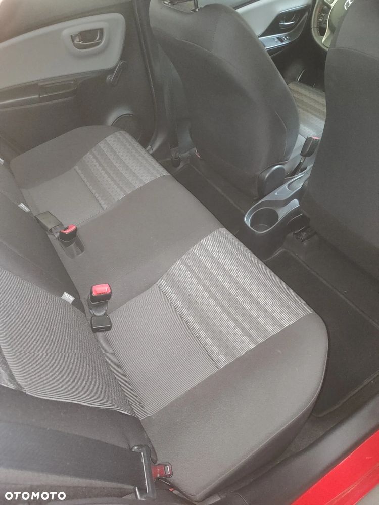 Toyota Yaris 1.0 Premium EU6 - 4