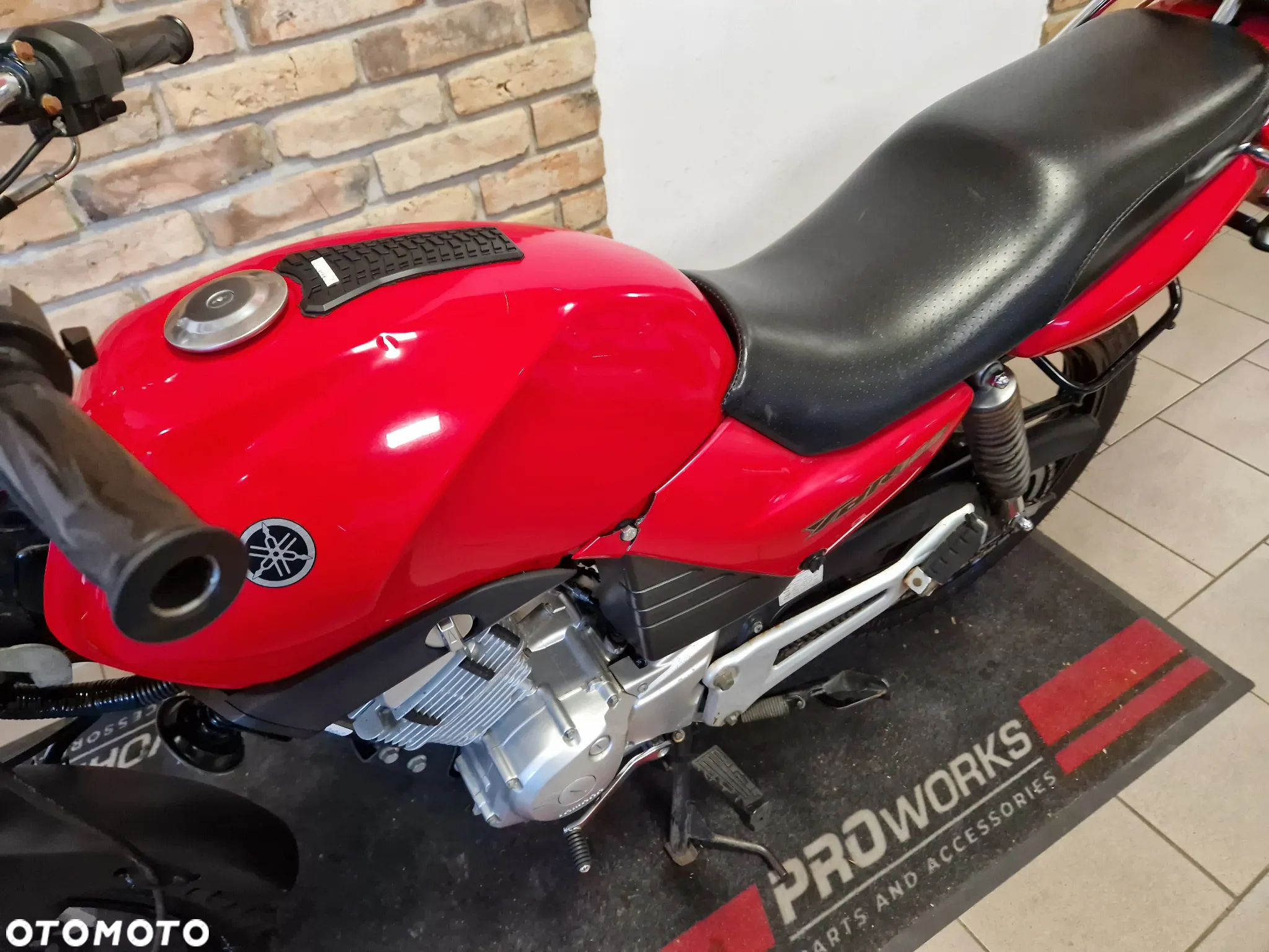 Yamaha YBR - 14